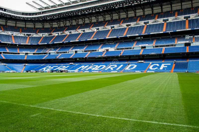 real madrid football ground picture